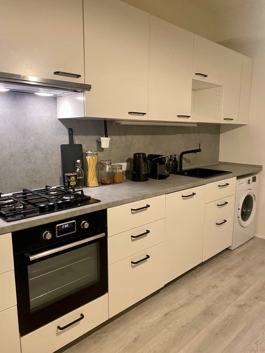 Prenájom bytu 1-izbový 50 m², Horoušanská, Praha, Praha Prenájom bytu 1-izbový 50 m², Horoušanská, Praha, Praha