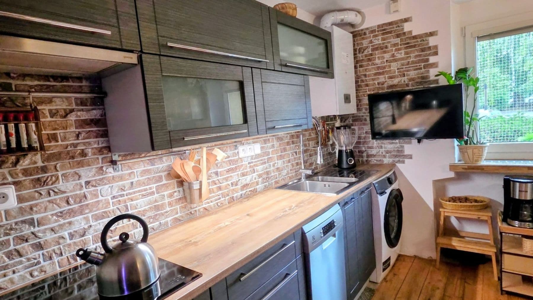 Predaj bytu 3-izbový 56 m², Kpt. Jaroše, Beroun, Středočeský kraj Predaj bytu 3-izbový 56 m², Kpt. Jaroše, Beroun, Středočeský kraj