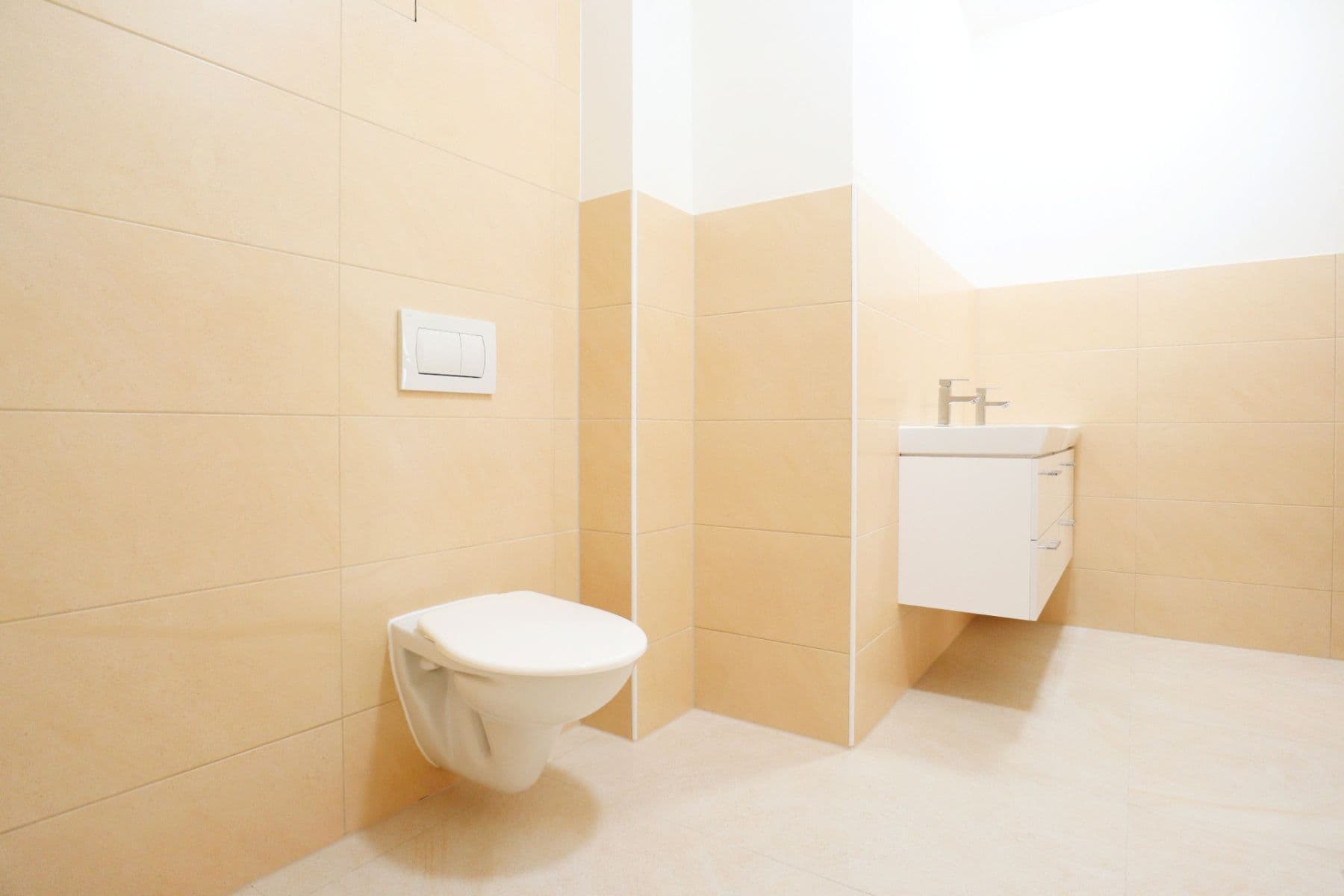 Predaj bytu 3-izbový 97 m², Slámova, Brno, Jihomoravský kraj Predaj bytu 3-izbový 97 m², Slámova, Brno, Jihomoravský kraj