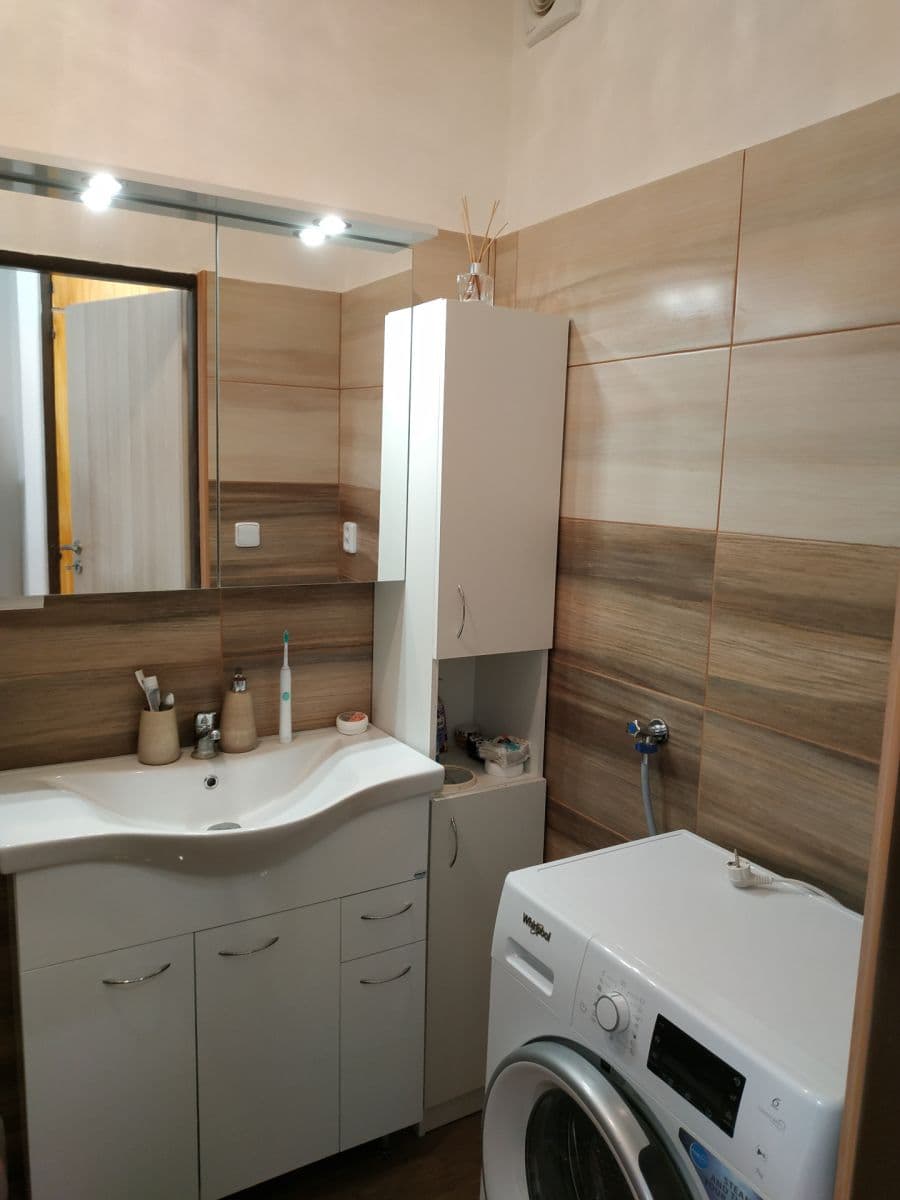 Prenájom bytu 2-izbový 56 m², Na Kopci, Jedovnice, Jihomoravský kraj Prenájom bytu 2-izbový 56 m², Na Kopci, Jedovnice, Jihomoravský kraj