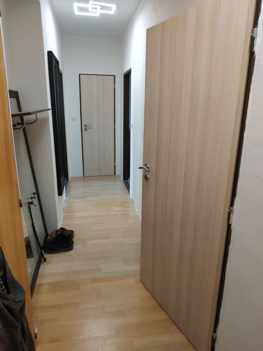 Prenájom bytu 2-izbový 56 m², Na Kopci, Jedovnice, Jihomoravský kraj Prenájom bytu 2-izbový 56 m², Na Kopci, Jedovnice, Jihomoravský kraj