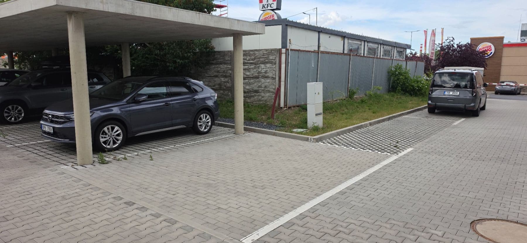 Prenájom garáže 20 m², Praha, Praha Prenájom garáže 20 m², Praha, Praha