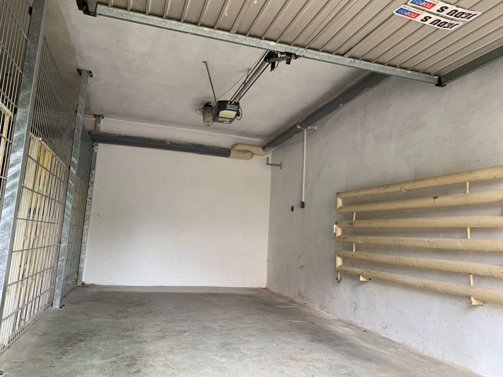 Prenájom garáže 16 m², Štorkánova, Praha, Praha Prenájom garáže 16 m², Štorkánova, Praha, Praha