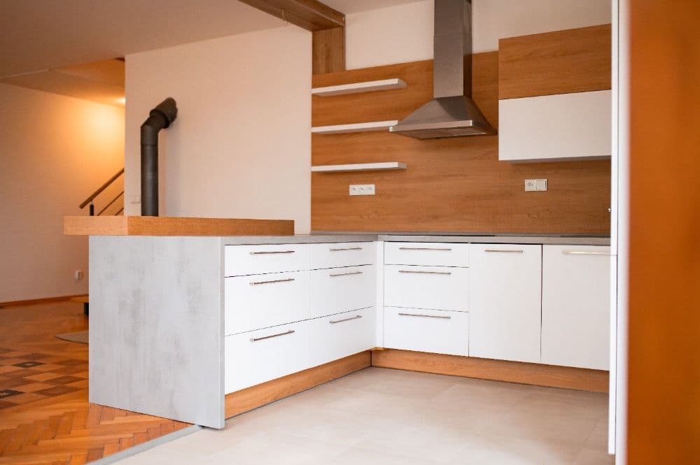 Predaj bytu 3-izbový 108 m², Ve vilách, Praha, Praha Predaj bytu 3-izbový 108 m², Ve vilách, Praha, Praha
