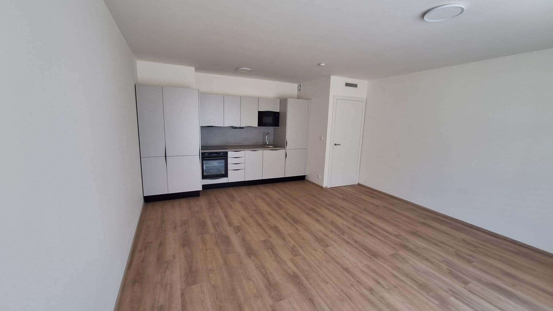 Prenájom bytu 2-izbový 61 m², Bystrcká, Brno, Jihomoravský kraj Prenájom bytu 2-izbový 61 m², Bystrcká, Brno, Jihomoravský kraj