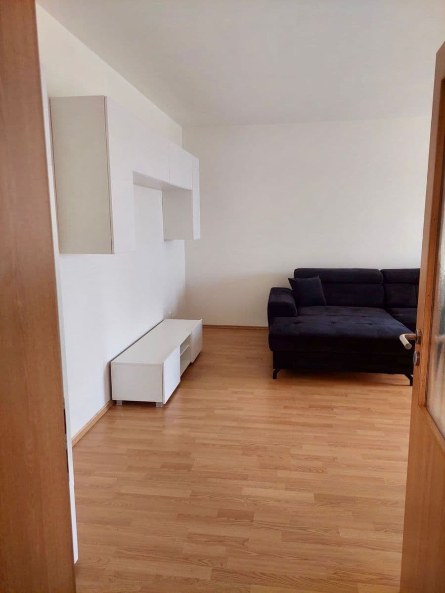Predaj bytu 2-izbový 59 m², Žitná, Hostivice, Středočeský kraj Predaj bytu 2-izbový 59 m², Žitná, Hostivice, Středočeský kraj