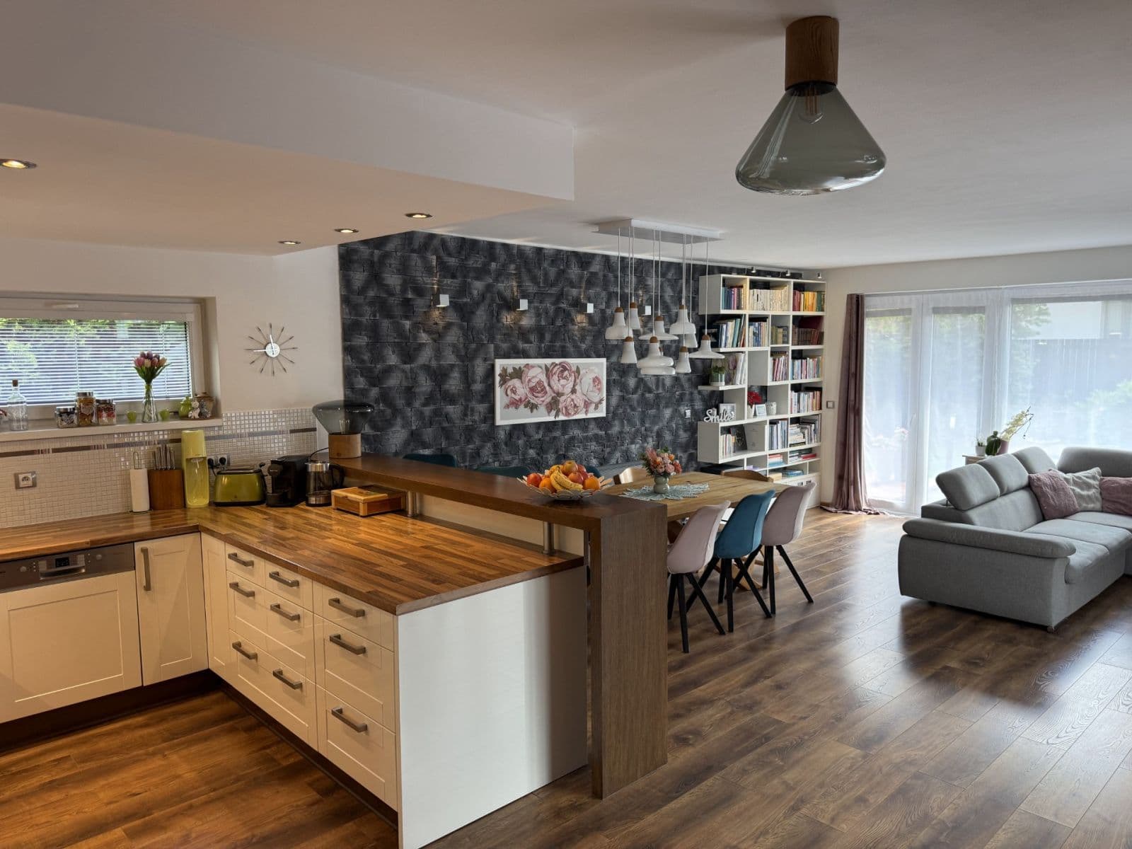 Predaj domu 150 m², pozemek 461 m², Cechovní, Jenštejn, Středočeský kraj Predaj domu 150 m², pozemek 461 m², Cechovní, Jenštejn, Středočeský kraj