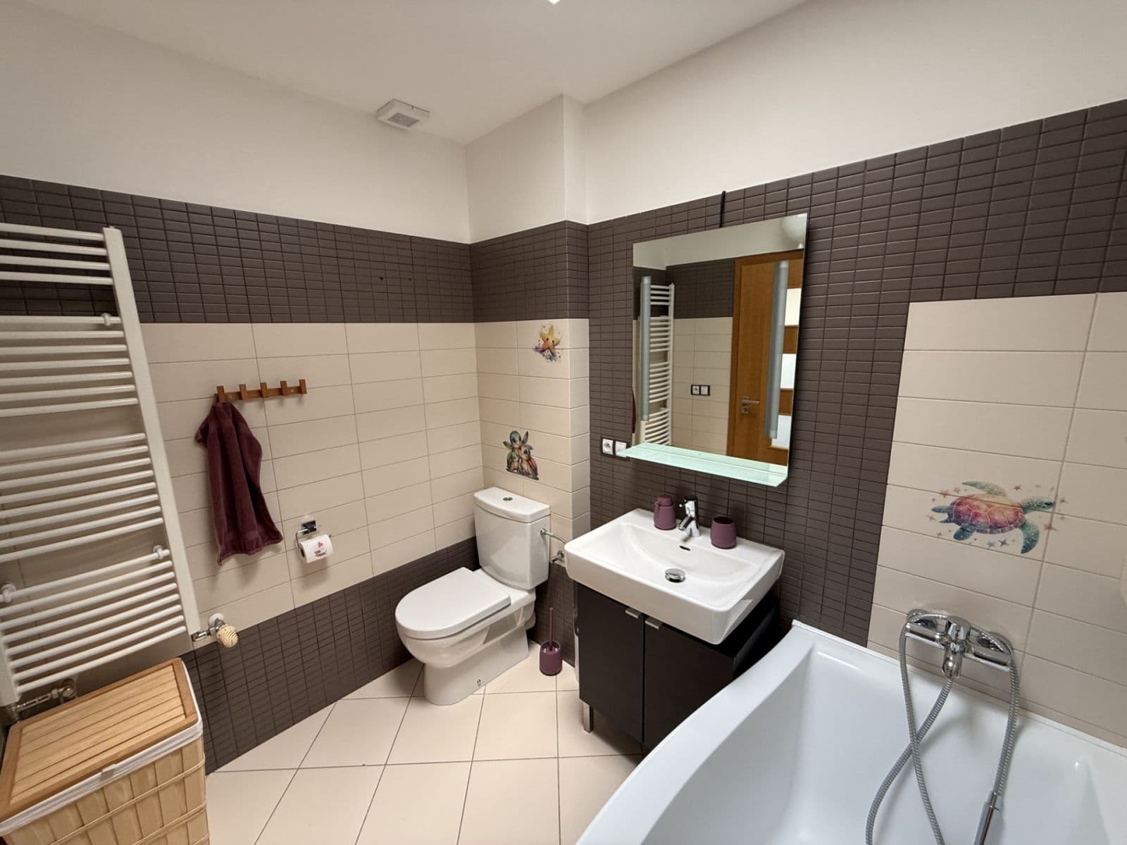 Predaj domu 150 m², pozemek 461 m², Cechovní, Jenštejn, Středočeský kraj Predaj domu 150 m², pozemek 461 m², Cechovní, Jenštejn, Středočeský kraj