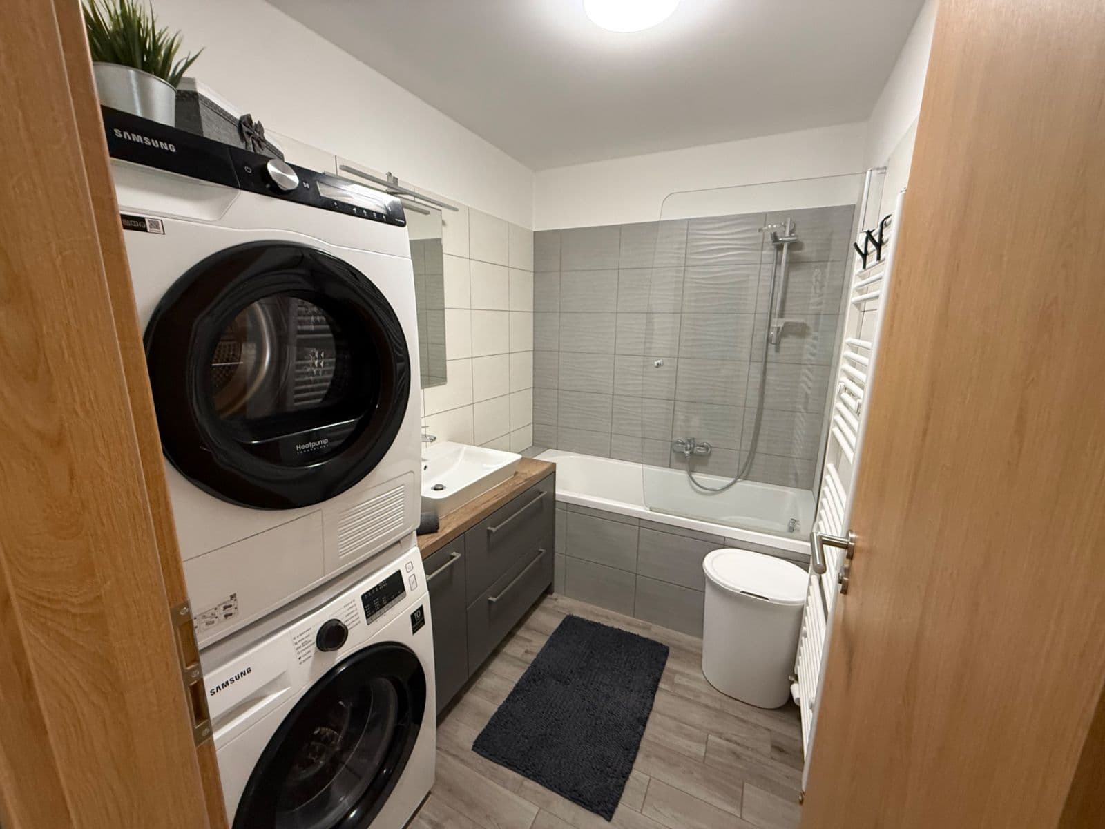 Prenájom bytu 2-izbový 67 m², U Sportovní školy, Pardubice, Pardubický kraj Prenájom bytu 2-izbový 67 m², U Sportovní školy, Pardubice, Pardubický kraj