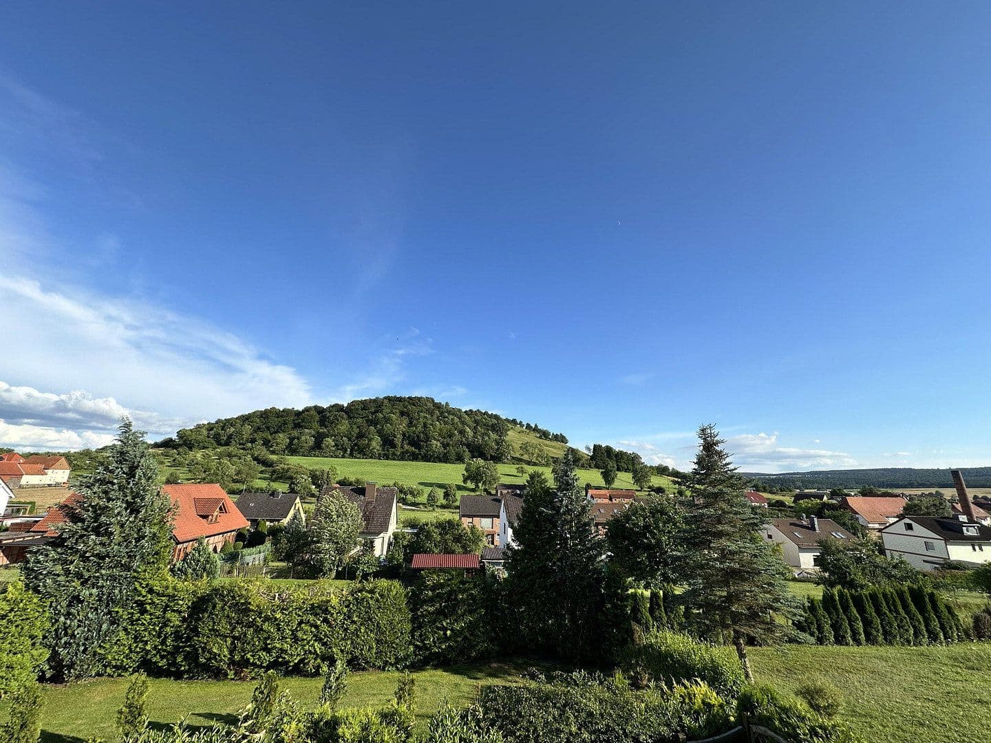 Predaj domu 230 m², pozemek 750 m², Am Hainberg 42, Moringen, Dolné Sasko Predaj domu 230 m², pozemek 750 m², Am Hainberg 42, Moringen, Dolné Sasko