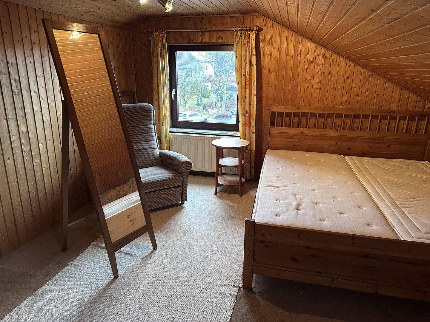 Predaj domu 230 m², pozemek 750 m², Am Hainberg 42, Moringen, Dolné Sasko Predaj domu 230 m², pozemek 750 m², Am Hainberg 42, Moringen, Dolné Sasko
