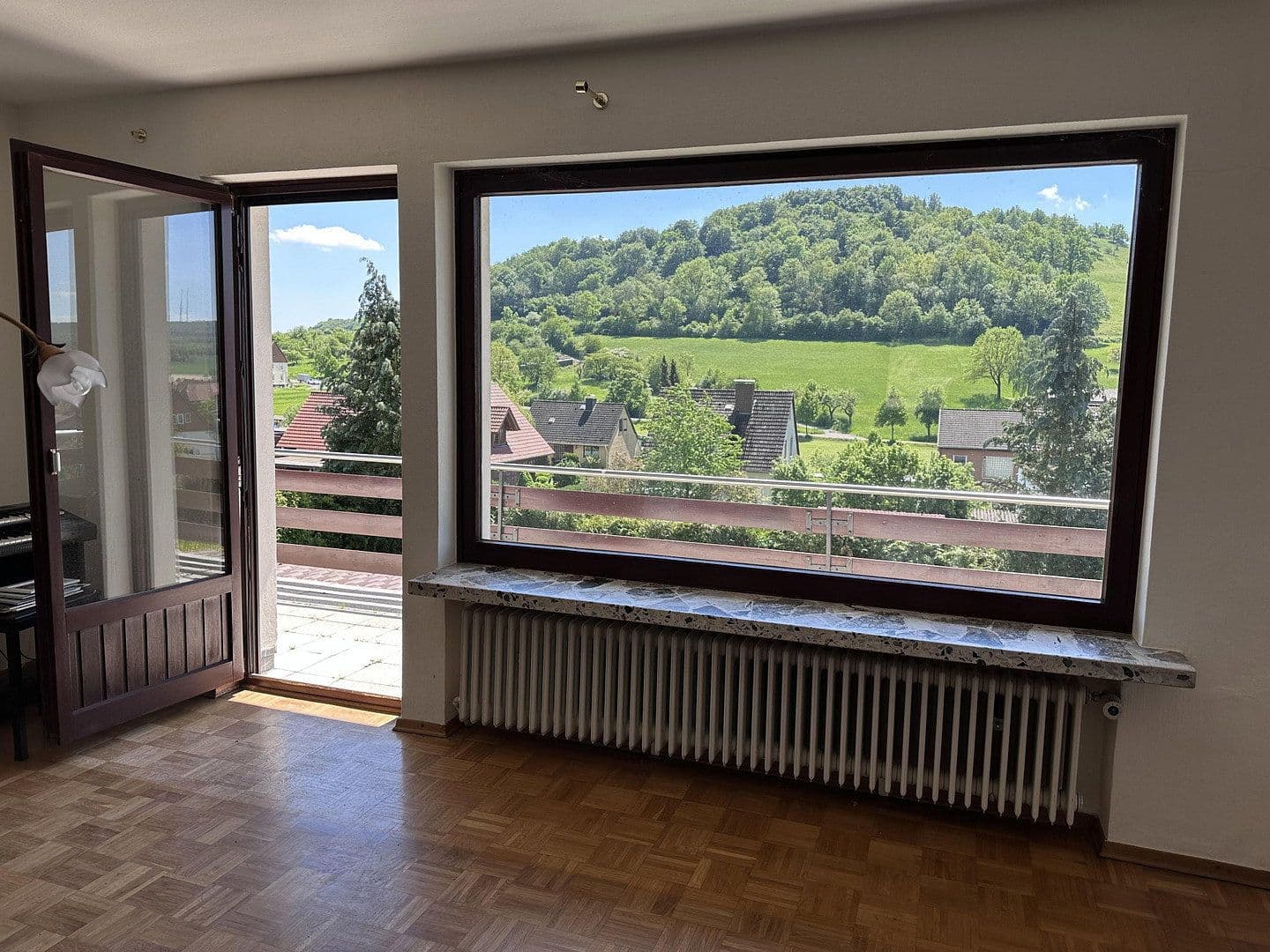 Predaj domu 230 m², pozemek 750 m², Am Hainberg 42, Moringen, Dolné Sasko Predaj domu 230 m², pozemek 750 m², Am Hainberg 42, Moringen, Dolné Sasko