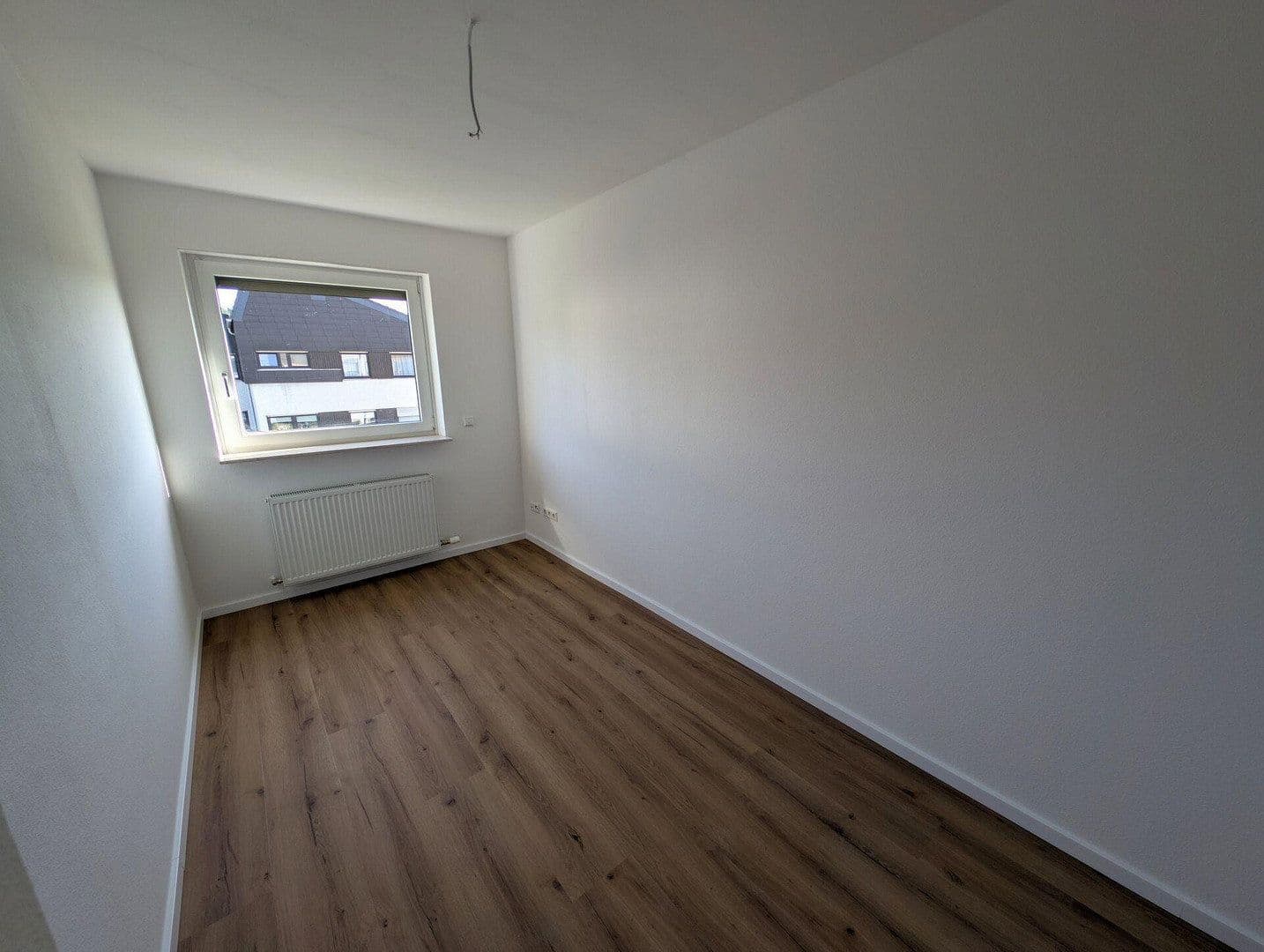 Prenájom bytu 4-izbový 96 m², Stöckhofstraße 1, Leonberg, Bádensko-Wurttembersko Prenájom bytu 4-izbový 96 m², Stöckhofstraße 1, Leonberg, Bádensko-Wurttembersko