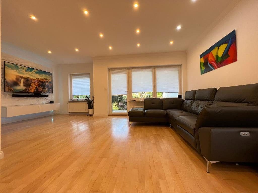 Prenájom domu 214 m², pozemek 740 m², Hagen im Bremischen, Dolné Sasko Prenájom domu 214 m², pozemek 740 m², Hagen im Bremischen, Dolné Sasko