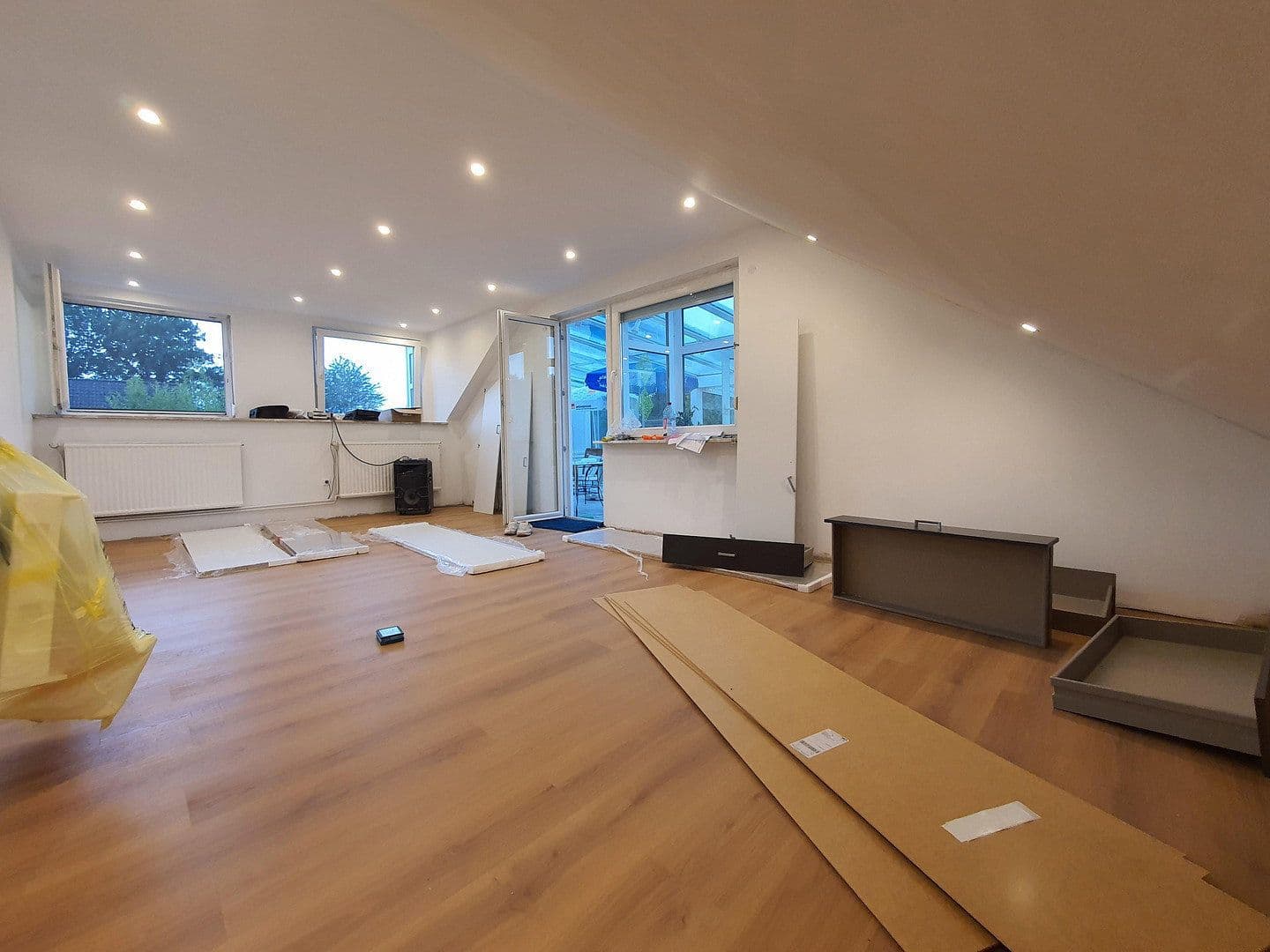 Prenájom domu 214 m², pozemek 740 m², Hagen im Bremischen, Dolné Sasko Prenájom domu 214 m², pozemek 740 m², Hagen im Bremischen, Dolné Sasko