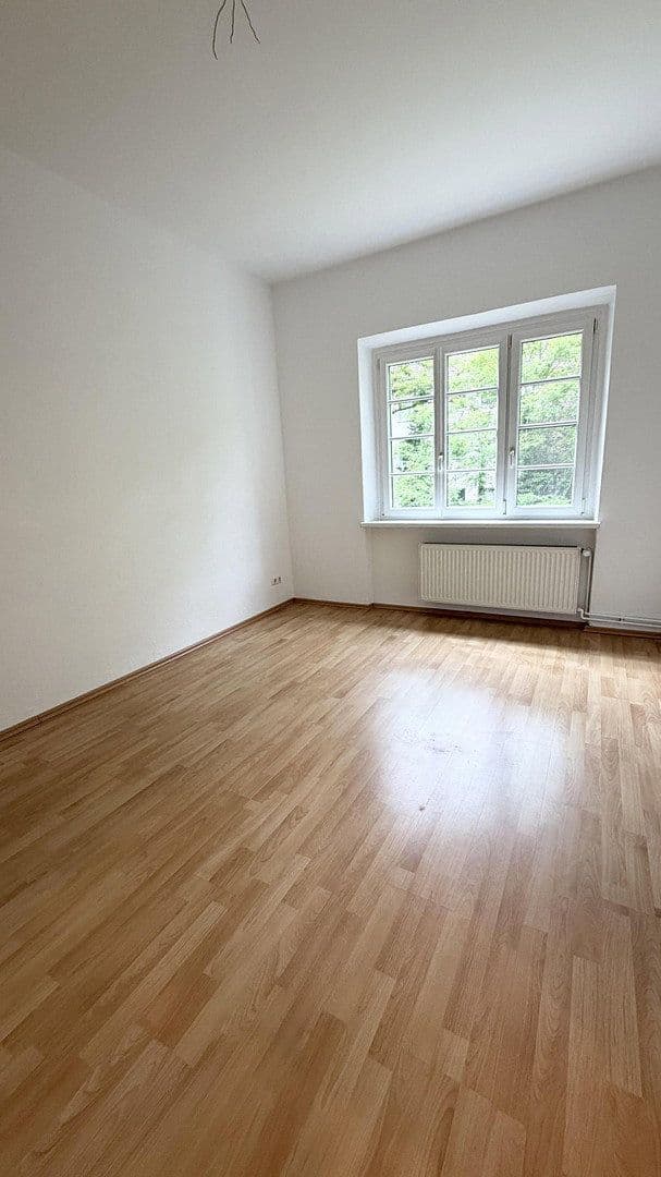 Predaj bytu 3-izbový 64 m², Laehrscher Jagdweg, Berlin, Berlín Predaj bytu 3-izbový 64 m², Laehrscher Jagdweg, Berlin, Berlín