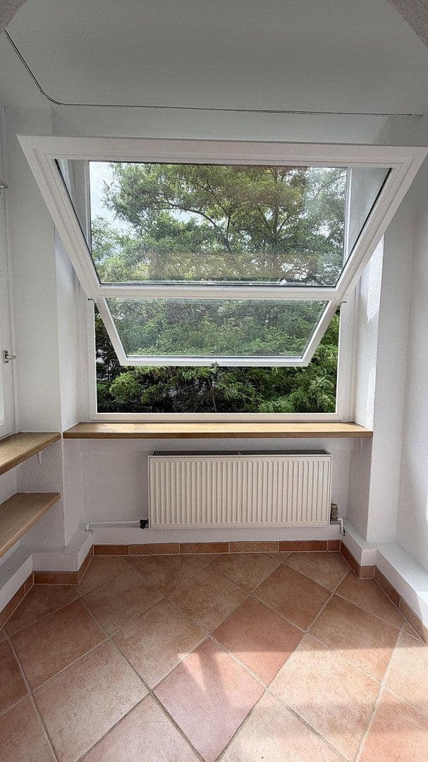 Predaj bytu 3-izbový 64 m², Laehrscher Jagdweg, Berlin, Berlín Predaj bytu 3-izbový 64 m², Laehrscher Jagdweg, Berlin, Berlín