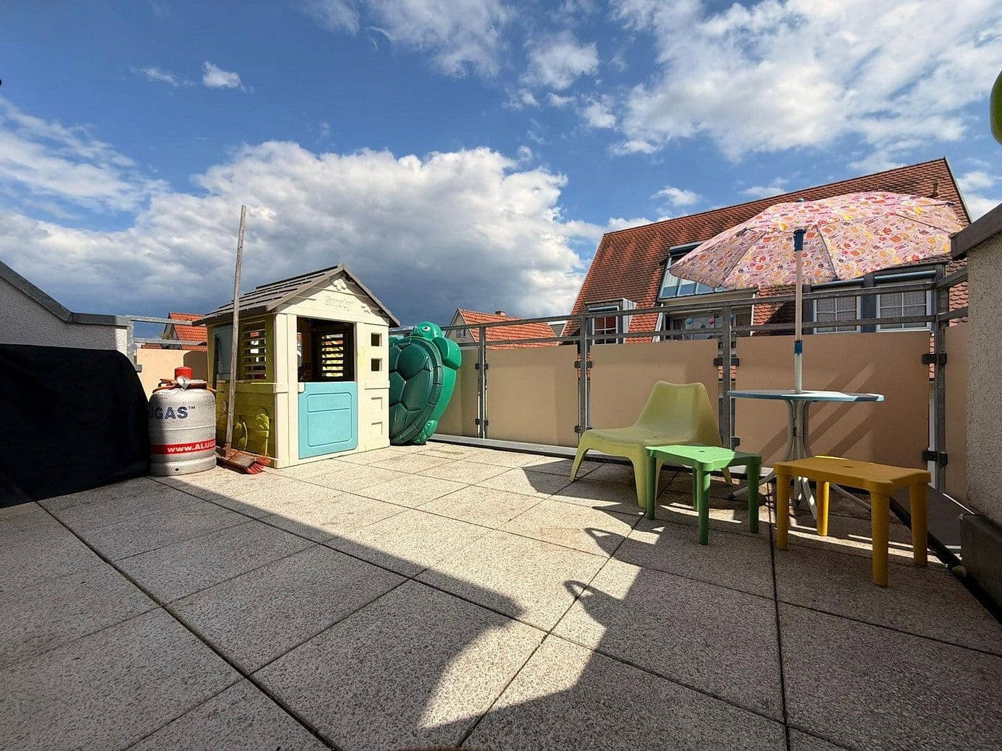 Predaj bytu 4-izbový 99 m², Freiberg am Neckar, Bádensko-Wurttembersko Predaj bytu 4-izbový 99 m², Freiberg am Neckar, Bádensko-Wurttembersko