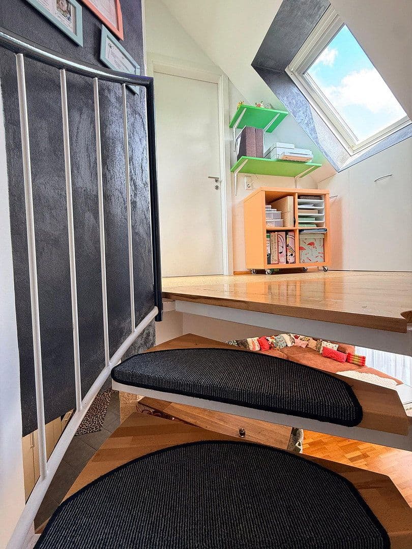Predaj bytu 4-izbový 99 m², Freiberg am Neckar, Bádensko-Wurttembersko Predaj bytu 4-izbový 99 m², Freiberg am Neckar, Bádensko-Wurttembersko