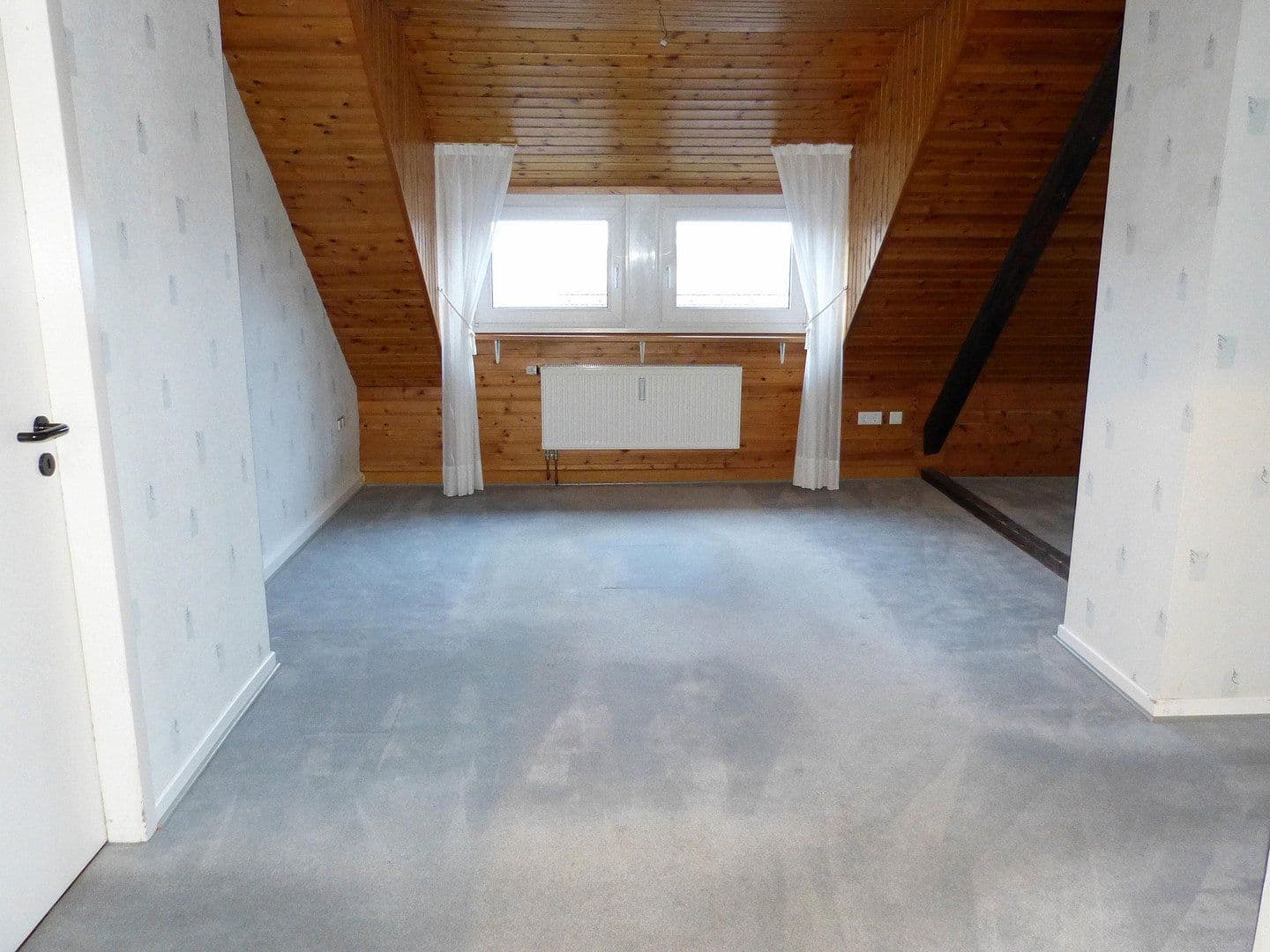 Prenájom bytu 5-izbový 145 m², Hägener Straße 61, Remscheid, Severné Porýnie - Westfálsko Prenájom bytu 5-izbový 145 m², Hägener Straße 61, Remscheid, Severné Porýnie - Westfálsko
