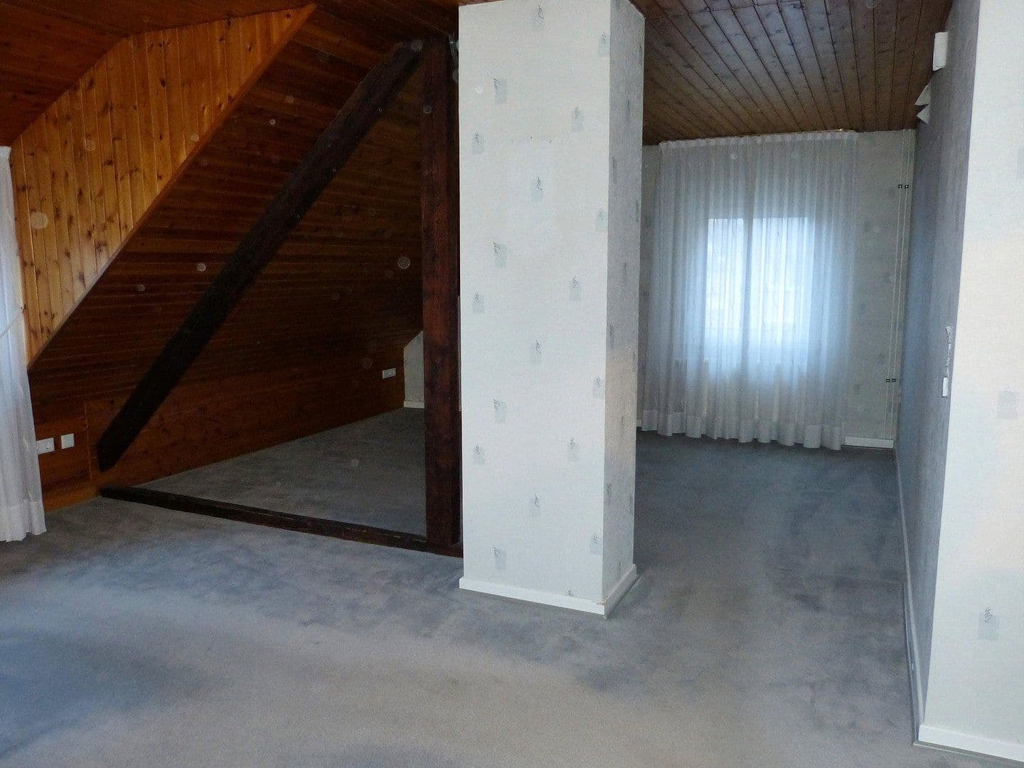 Prenájom bytu 5-izbový 145 m², Hägener Straße 61, Remscheid, Severné Porýnie - Westfálsko Prenájom bytu 5-izbový 145 m², Hägener Straße 61, Remscheid, Severné Porýnie - Westfálsko