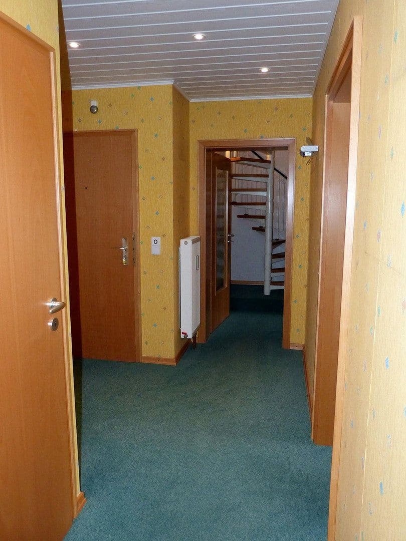 Prenájom bytu 5-izbový 145 m², Hägener Straße 61, Remscheid, Severné Porýnie - Westfálsko Prenájom bytu 5-izbový 145 m², Hägener Straße 61, Remscheid, Severné Porýnie - Westfálsko