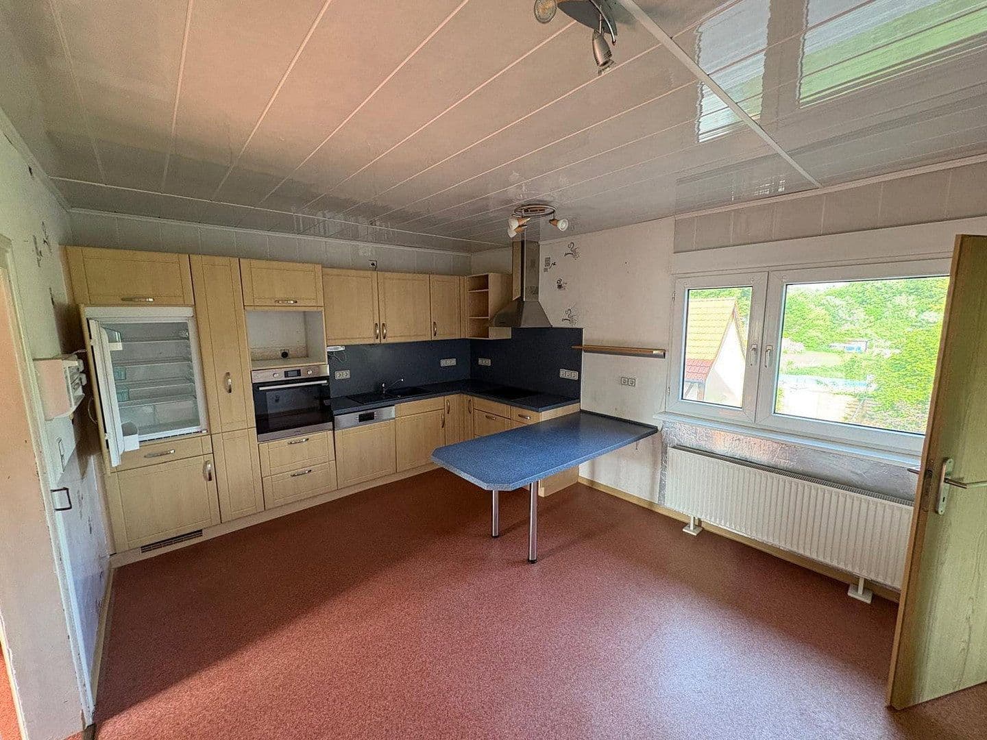 Predaj domu 250 m², pozemek 590 m², Steinweg 21, Hötensleben, Sasko-Anhaltsko Predaj domu 250 m², pozemek 590 m², Steinweg 21, Hötensleben, Sasko-Anhaltsko