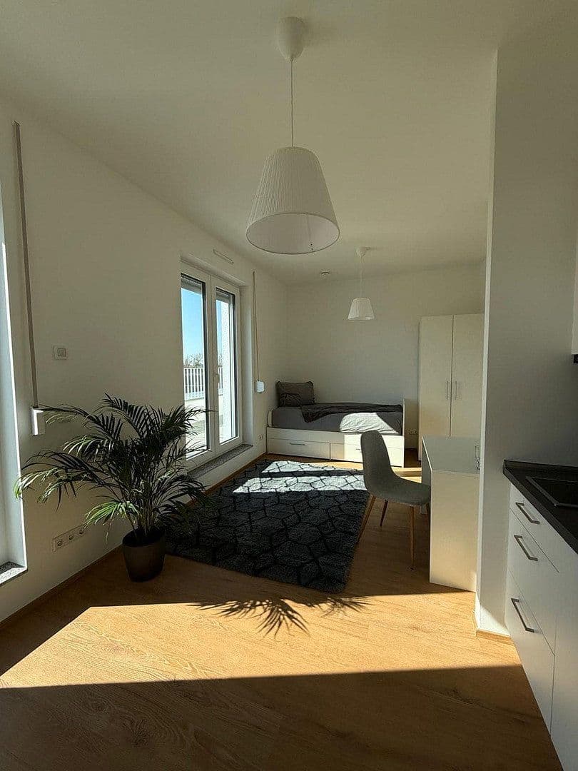 Prenájom bytu 1-izbový 32 m², Berlin, Berlín Prenájom bytu 1-izbový 32 m², Berlin, Berlín