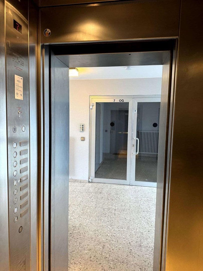 Prenájom bytu 1-izbový 50 m², Wichmannstr. 24, Berlin, Berlín Prenájom bytu 1-izbový 50 m², Wichmannstr. 24, Berlin, Berlín