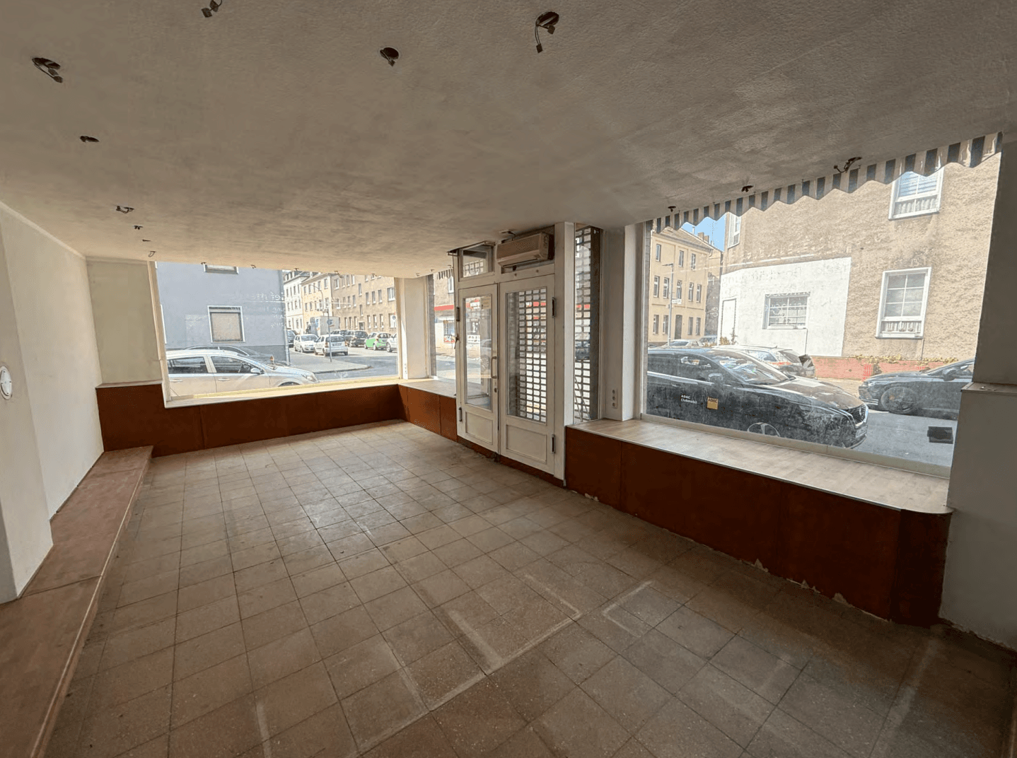 Prenájom kancelárie 52 m², Hüttenstraße 30, Gelsenkirchen, Severné Porýnie - Westfálsko Prenájom kancelárie 52 m², Hüttenstraße 30, Gelsenkirchen, Severné Porýnie - Westfálsko