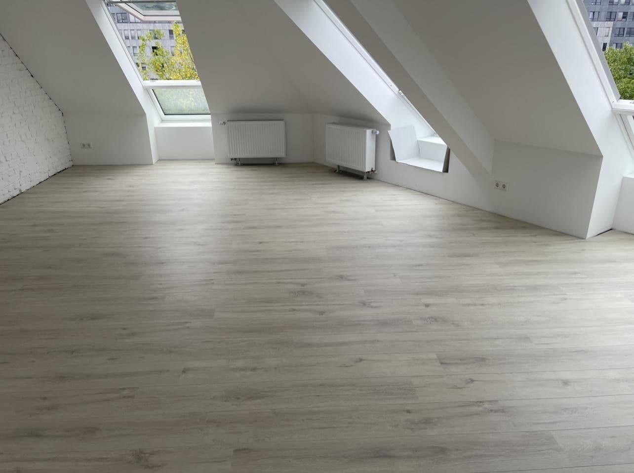 Predaj bytu 5-izbový 180 m², Berlin Mitte, Berlín Predaj bytu 5-izbový 180 m², Berlin Mitte, Berlín