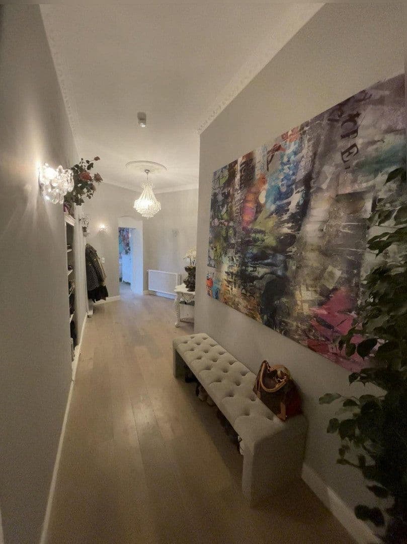Predaj bytu 5-izbový 180 m², Berlin Mitte, Berlín Predaj bytu 5-izbový 180 m², Berlin Mitte, Berlín
