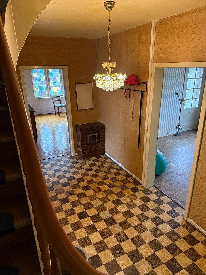 Predaj domu 120 m², pozemek 615 m², Klosterstraße 12, Mengerskirchen, Hesensko Predaj domu 120 m², pozemek 615 m², Klosterstraße 12, Mengerskirchen, Hesensko