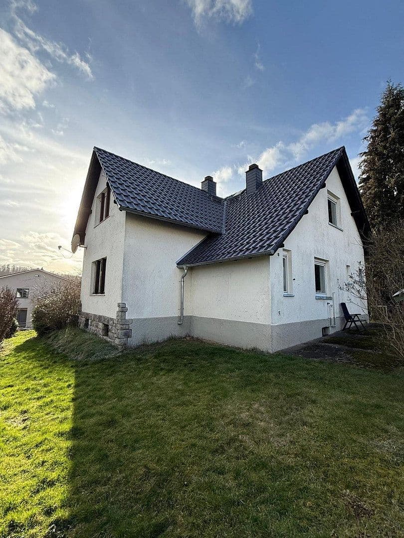 Predaj domu 120 m², pozemek 615 m², Klosterstraße 12, Mengerskirchen, Hesensko Predaj domu 120 m², pozemek 615 m², Klosterstraße 12, Mengerskirchen, Hesensko