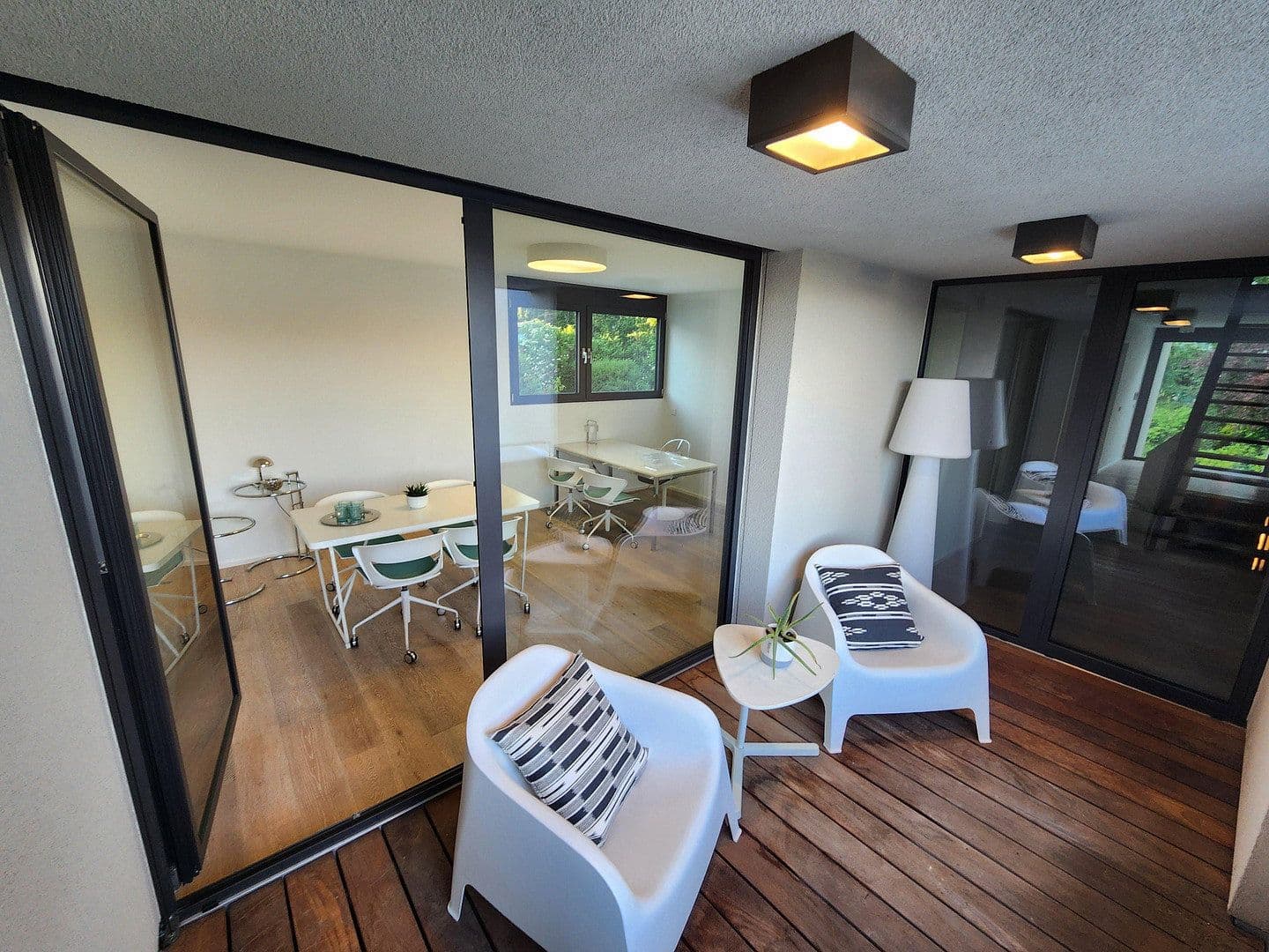 Predaj domu 680 m², pozemek 905 m², Brüder-Grimm-Straße 5, Oberursel (Taunus), Hesensko Predaj domu 680 m², pozemek 905 m², Brüder-Grimm-Straße 5, Oberursel (Taunus), Hesensko