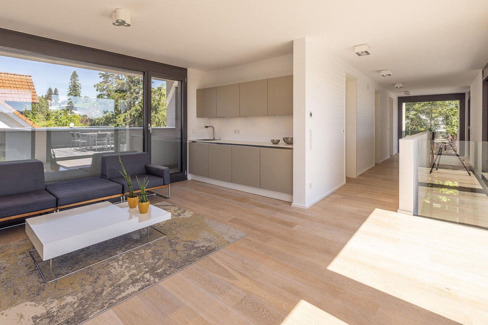 Predaj domu 680 m², pozemek 905 m², Brüder-Grimm-Straße 5, Oberursel (Taunus), Hesensko Predaj domu 680 m², pozemek 905 m², Brüder-Grimm-Straße 5, Oberursel (Taunus), Hesensko