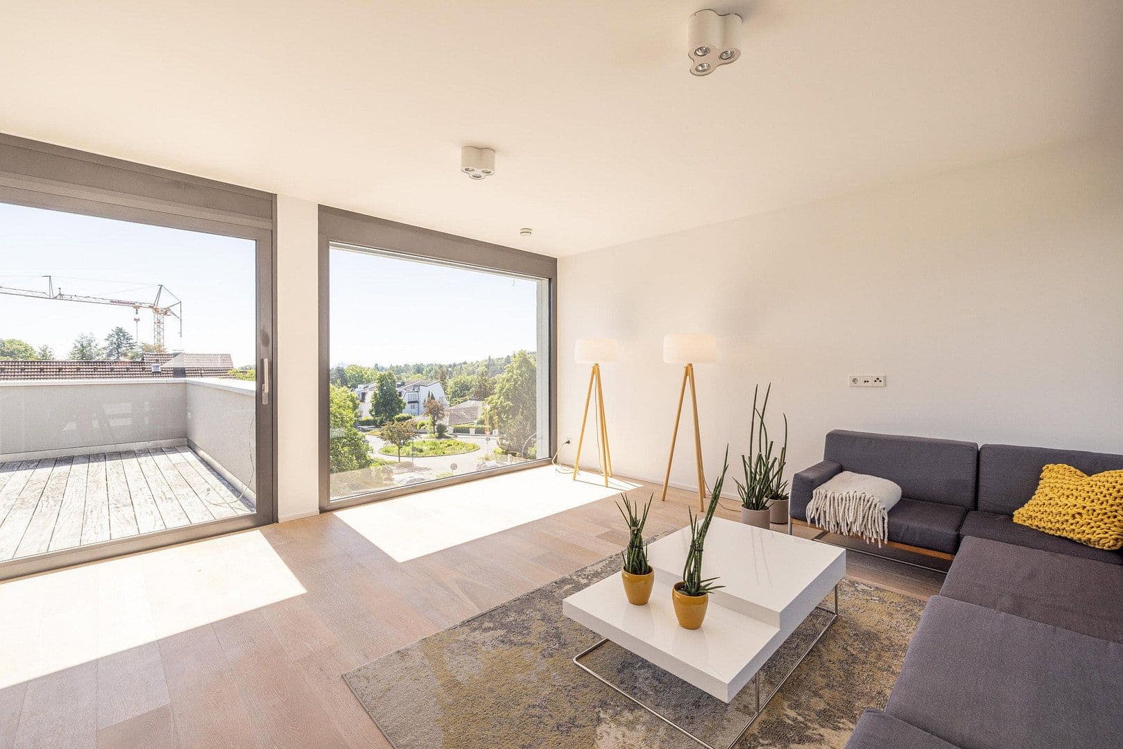 Predaj domu 680 m², pozemek 905 m², Brüder-Grimm-Straße 5, Oberursel (Taunus), Hesensko Predaj domu 680 m², pozemek 905 m², Brüder-Grimm-Straße 5, Oberursel (Taunus), Hesensko