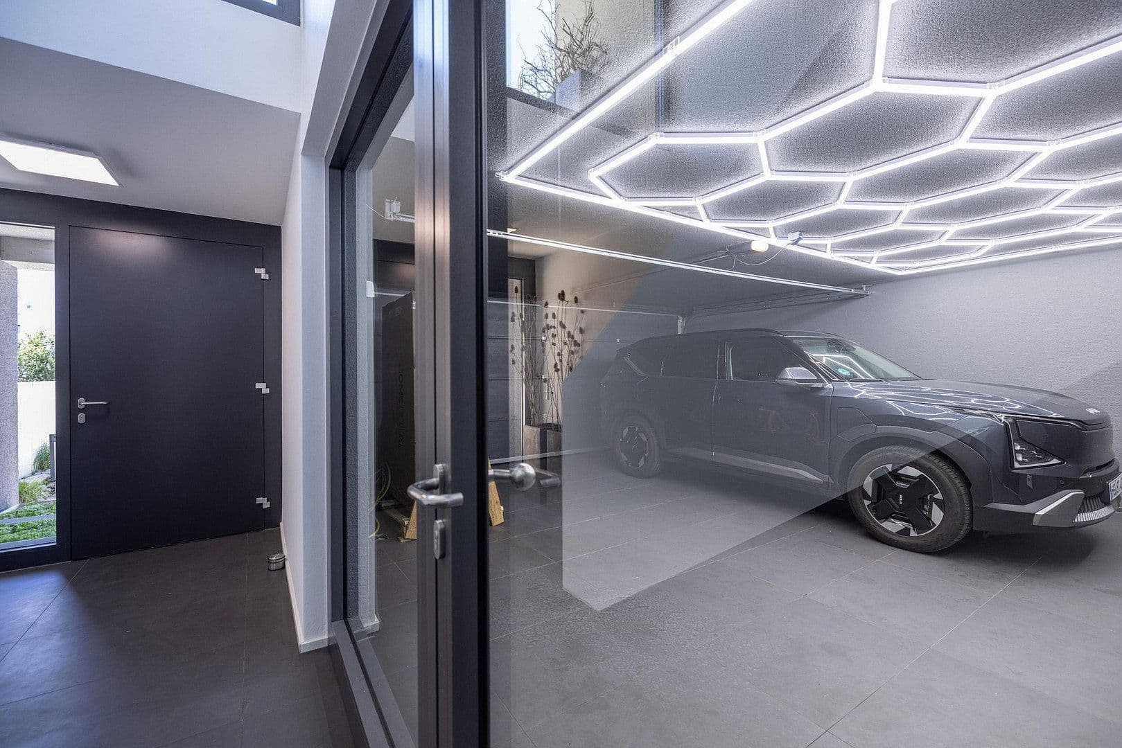 Predaj domu 680 m², pozemek 905 m², Brüder-Grimm-Straße 5, Oberursel (Taunus), Hesensko Predaj domu 680 m², pozemek 905 m², Brüder-Grimm-Straße 5, Oberursel (Taunus), Hesensko