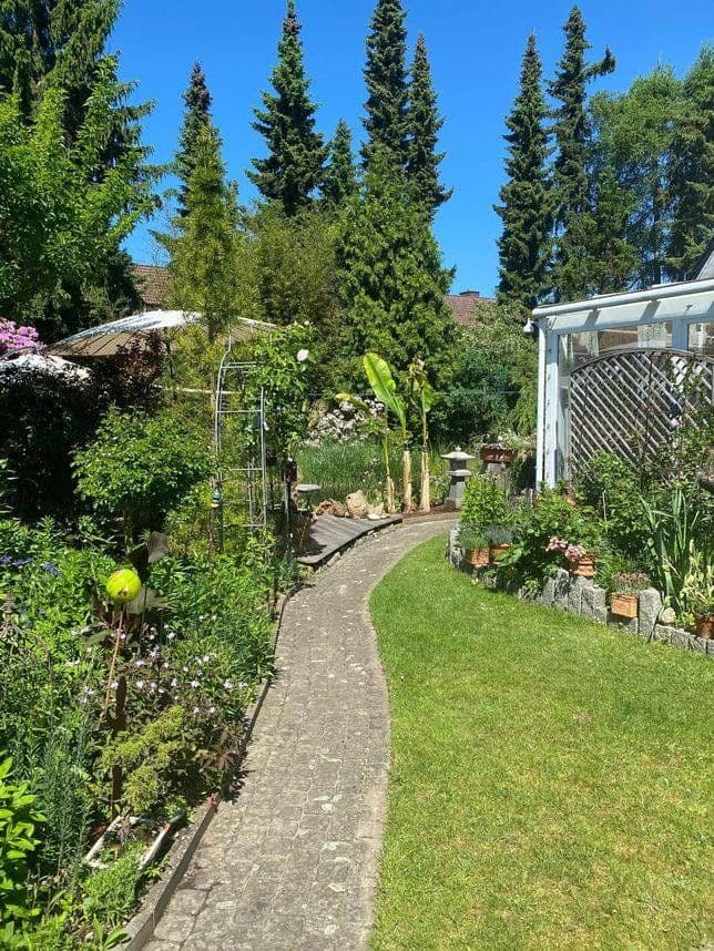 Predaj domu 225 m², pozemek 1.602 m², Celle, Dolné Sasko Predaj domu 225 m², pozemek 1.602 m², Celle, Dolné Sasko