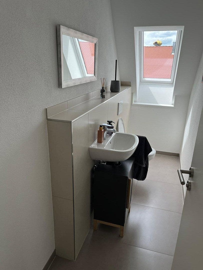 Prenájom bytu 3-izbový 109 m², Ulrichstr. 10, Abensberg, Bavorsko Prenájom bytu 3-izbový 109 m², Ulrichstr. 10, Abensberg, Bavorsko