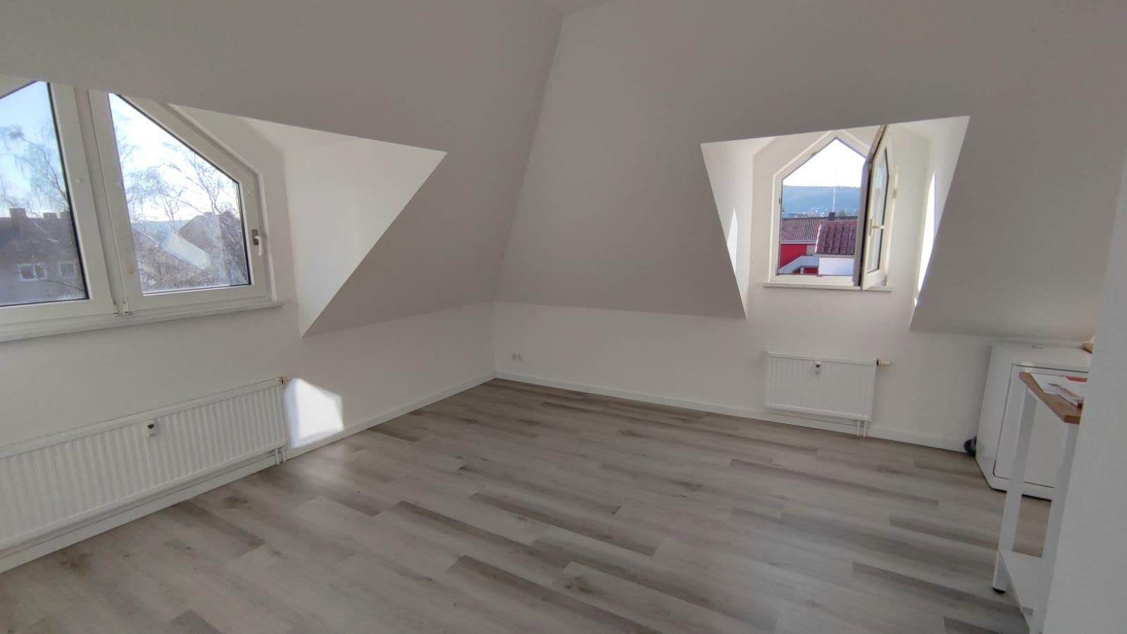 Prenájom bytu 2-izbový 45 m², Goethestraße 12, Eisenberg (Pfalz), Porýnie-Falcko Prenájom bytu 2-izbový 45 m², Goethestraße 12, Eisenberg (Pfalz), Porýnie-Falcko