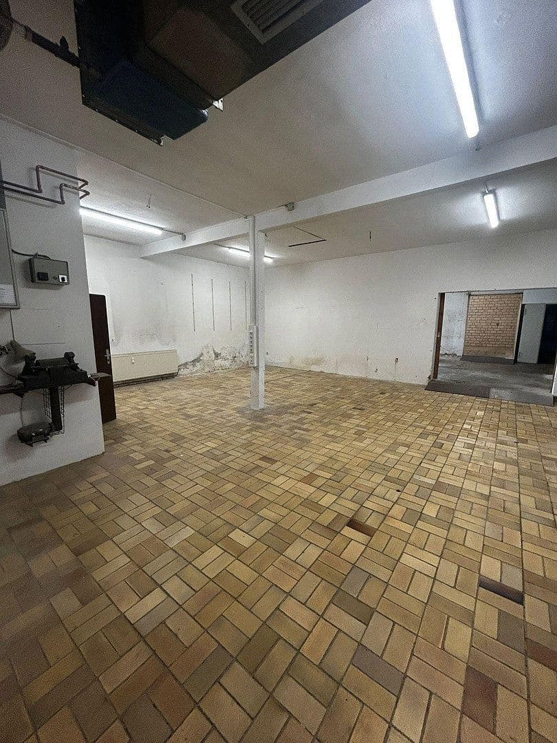 Prenájom nebytového priestoru 350 m², Königsstraße 72, Mönchengladbach, Severné Porýnie - Westfálsko Prenájom nebytového priestoru 350 m², Königsstraße 72, Mönchengladbach, Severné Porýnie - Westfálsko