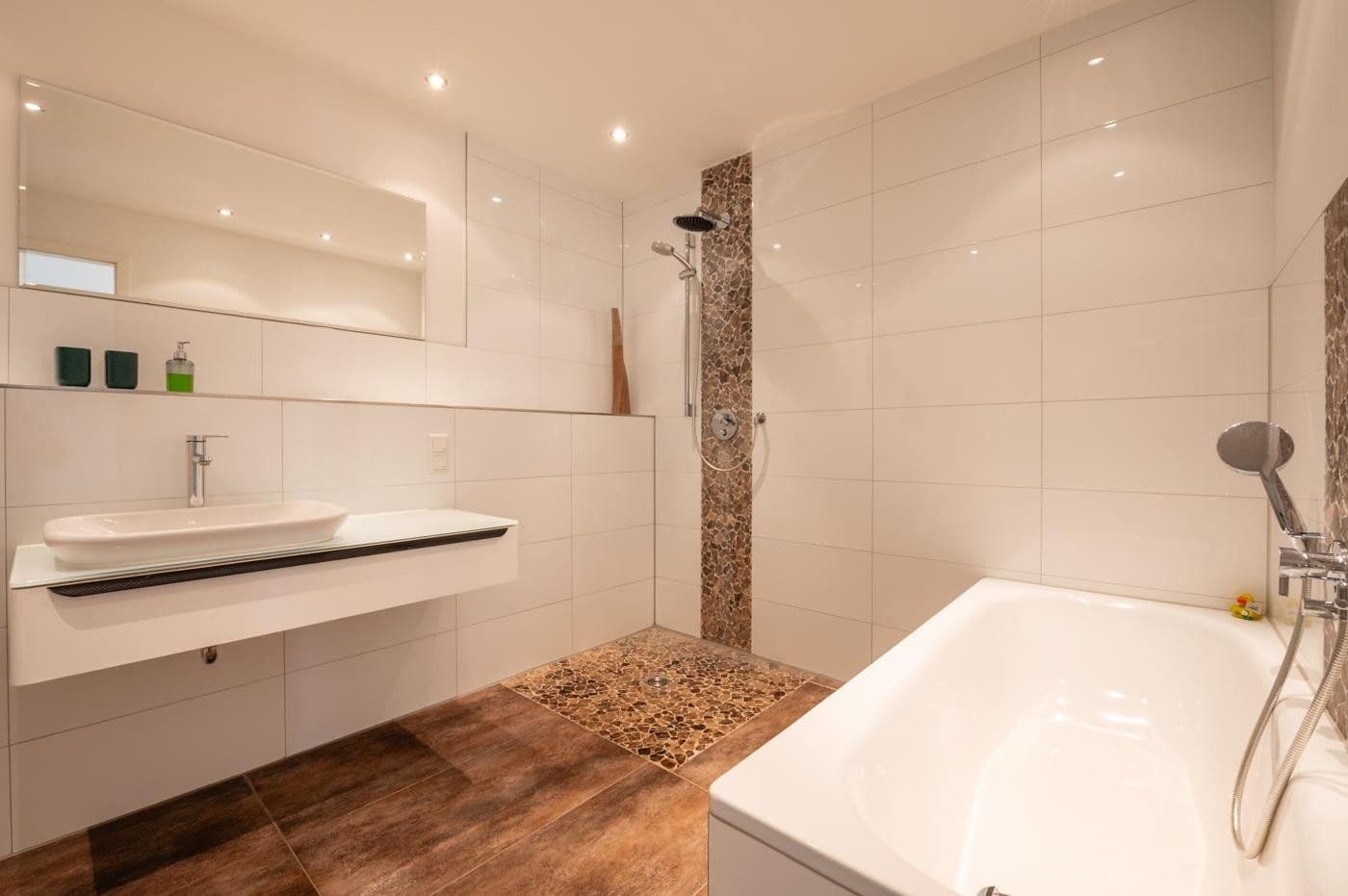 Predaj bytu 3-izbový 96 m², Bremen, Brémy Predaj bytu 3-izbový 96 m², Bremen, Brémy
