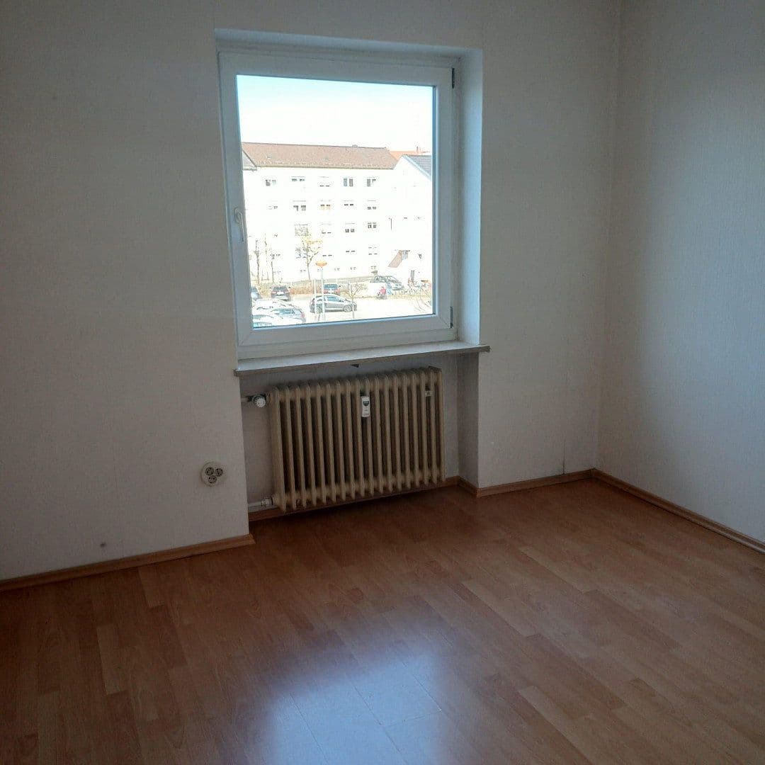 Prenájom bytu 3-izbový 68 m², Weiden, Bavorsko Prenájom bytu 3-izbový 68 m², Weiden, Bavorsko