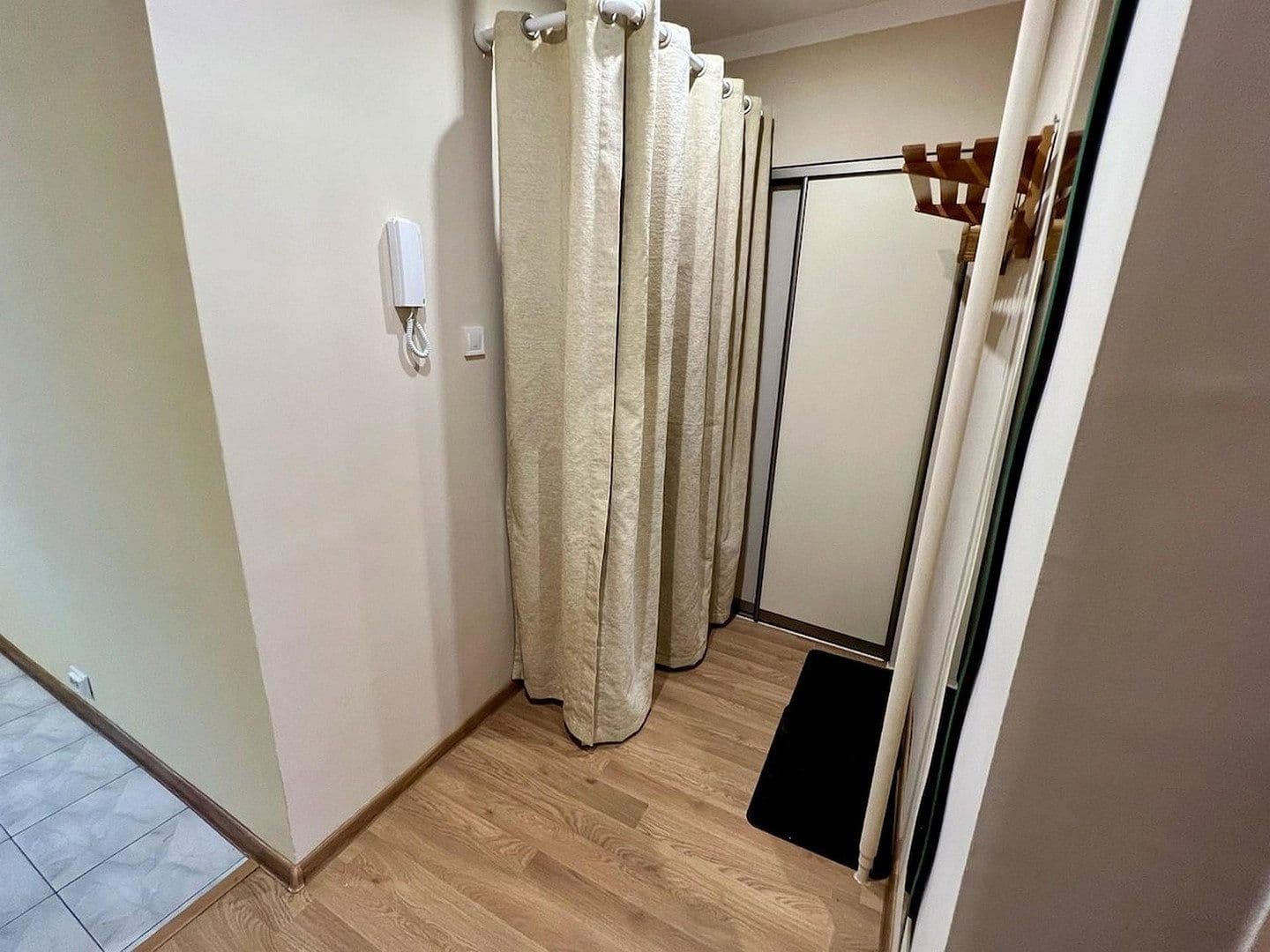 Prenájom bytu 1-izbový 42 m², Hamburg, Hamburg Prenájom bytu 1-izbový 42 m², Hamburg, Hamburg