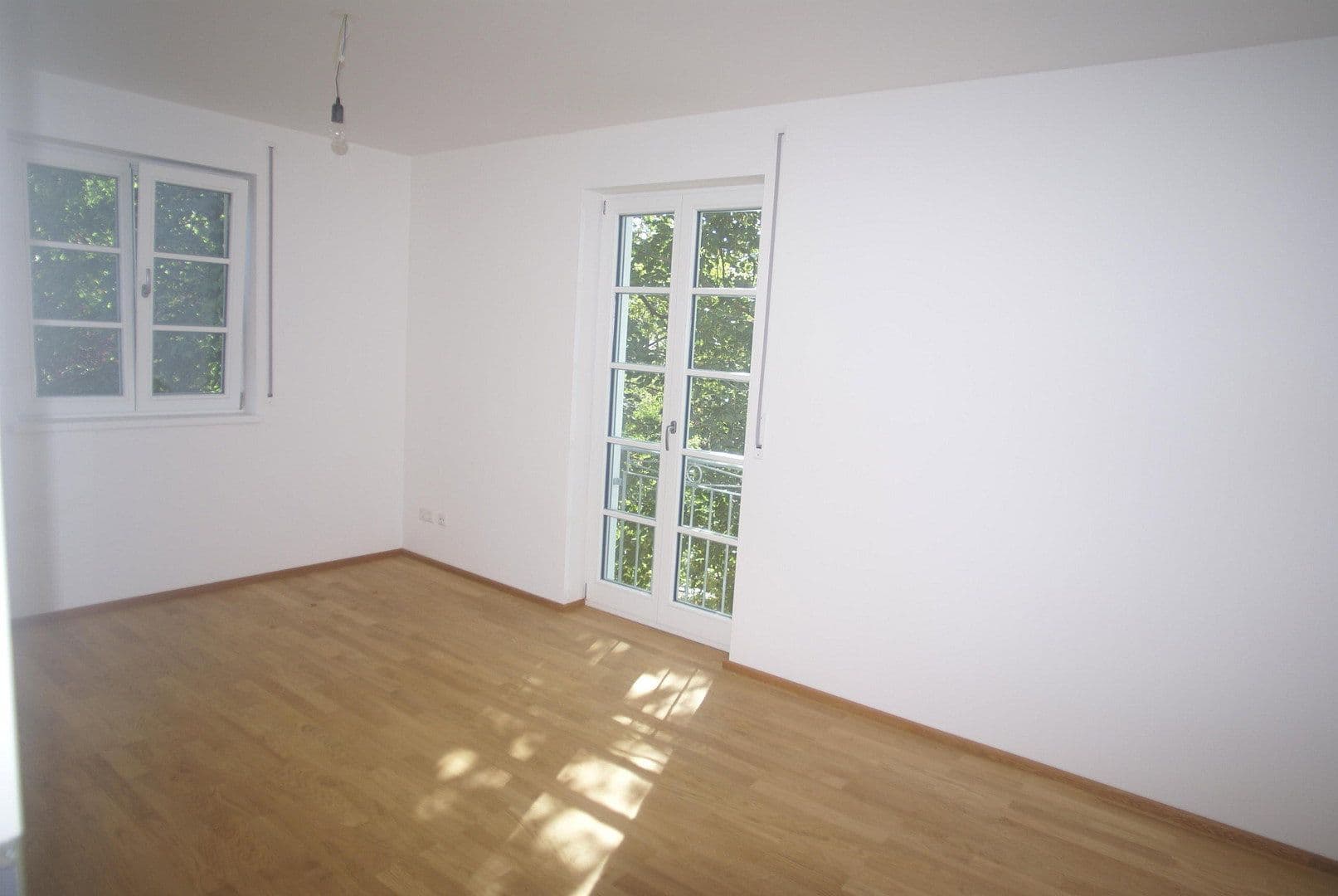 Predaj domu 175 m², pozemek 385 m², Planegg, Bavorsko Predaj domu 175 m², pozemek 385 m², Planegg, Bavorsko