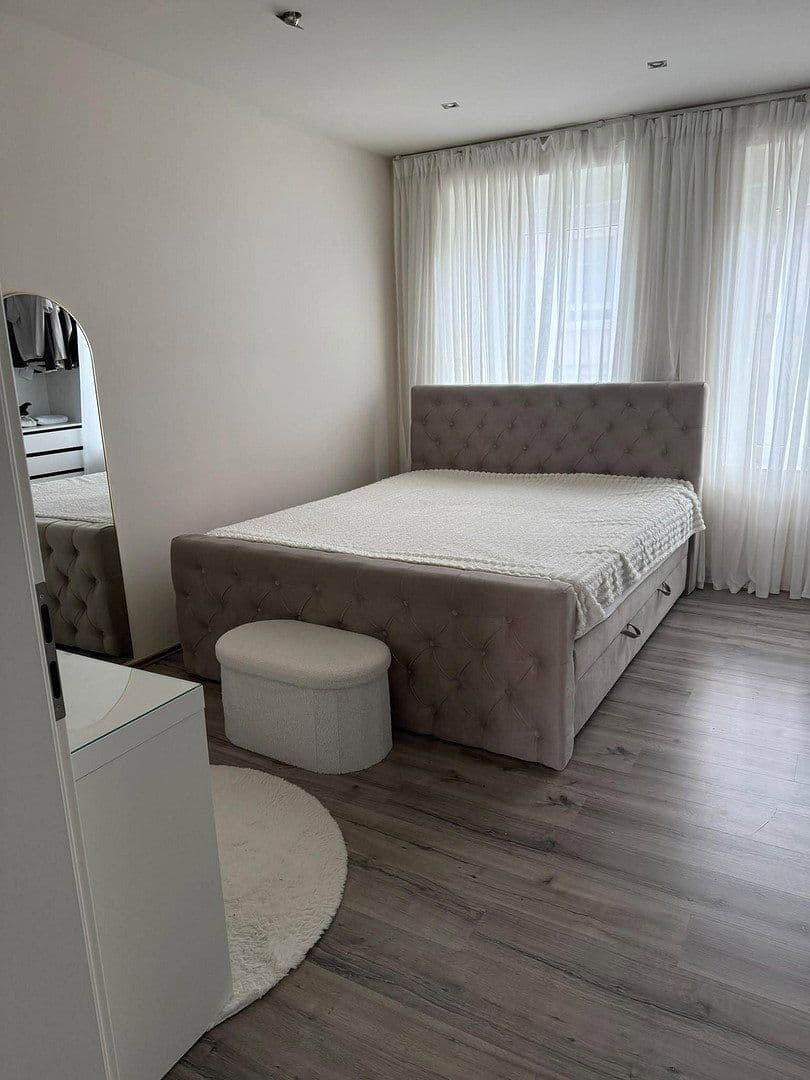 Prenájom bytu 3-izbový 98 m², Lohmühlenstraße 2, Lüdenscheid, Severné Porýnie - Westfálsko Prenájom bytu 3-izbový 98 m², Lohmühlenstraße 2, Lüdenscheid, Severné Porýnie - Westfálsko
