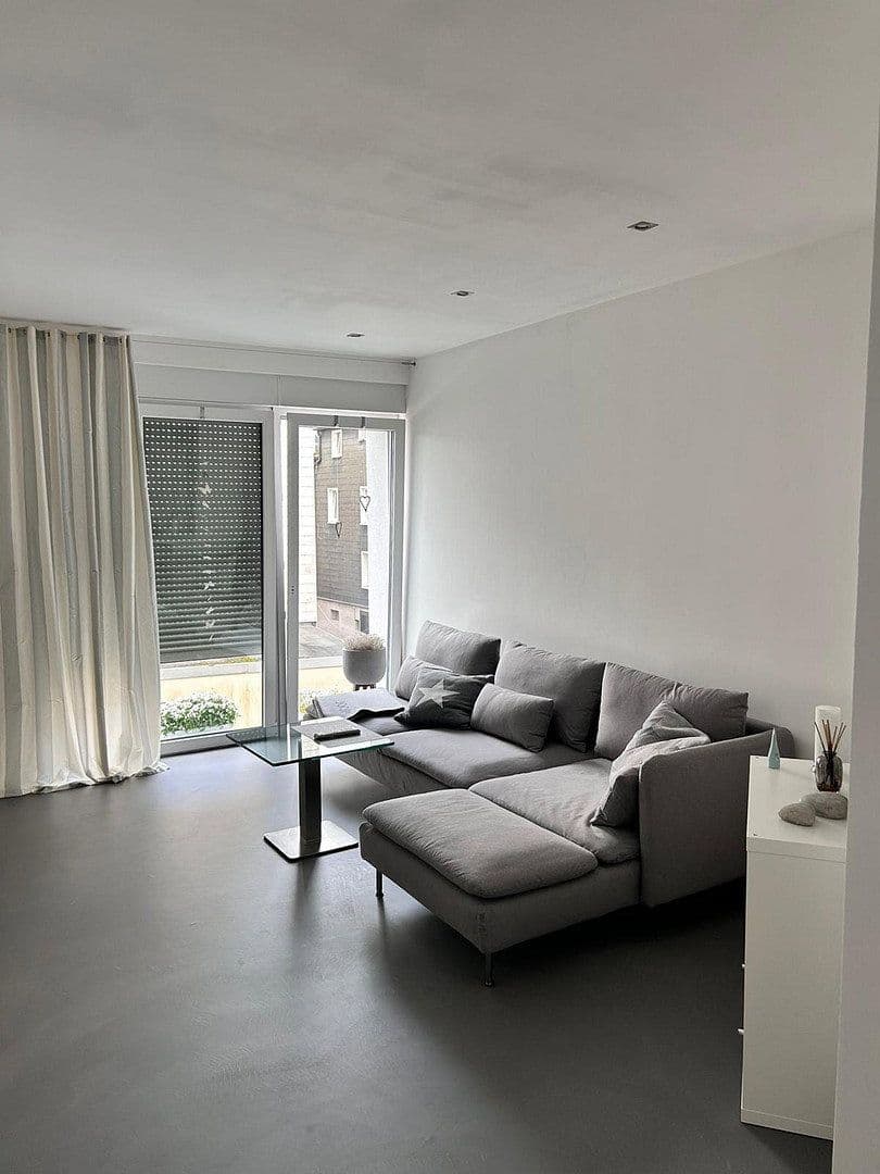 Prenájom bytu 3-izbový 98 m², Lohmühlenstraße 2, Lüdenscheid, Severné Porýnie - Westfálsko Prenájom bytu 3-izbový 98 m², Lohmühlenstraße 2, Lüdenscheid, Severné Porýnie - Westfálsko