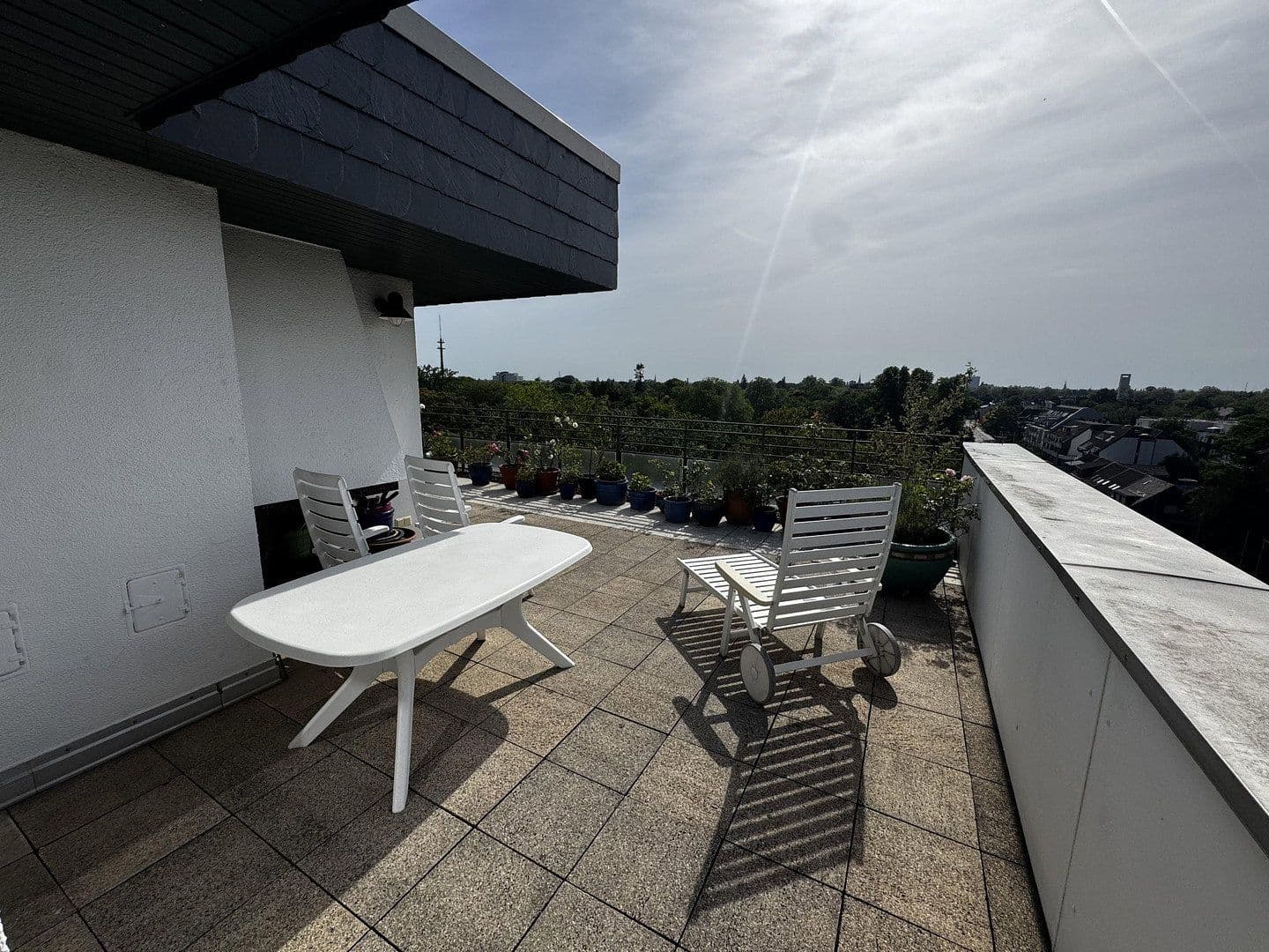 Predaj bytu 3-izbový 160 m², Uerdingerstrasse 421, Krefeld, Severné Porýnie - Westfálsko Predaj bytu 3-izbový 160 m², Uerdingerstrasse 421, Krefeld, Severné Porýnie - Westfálsko