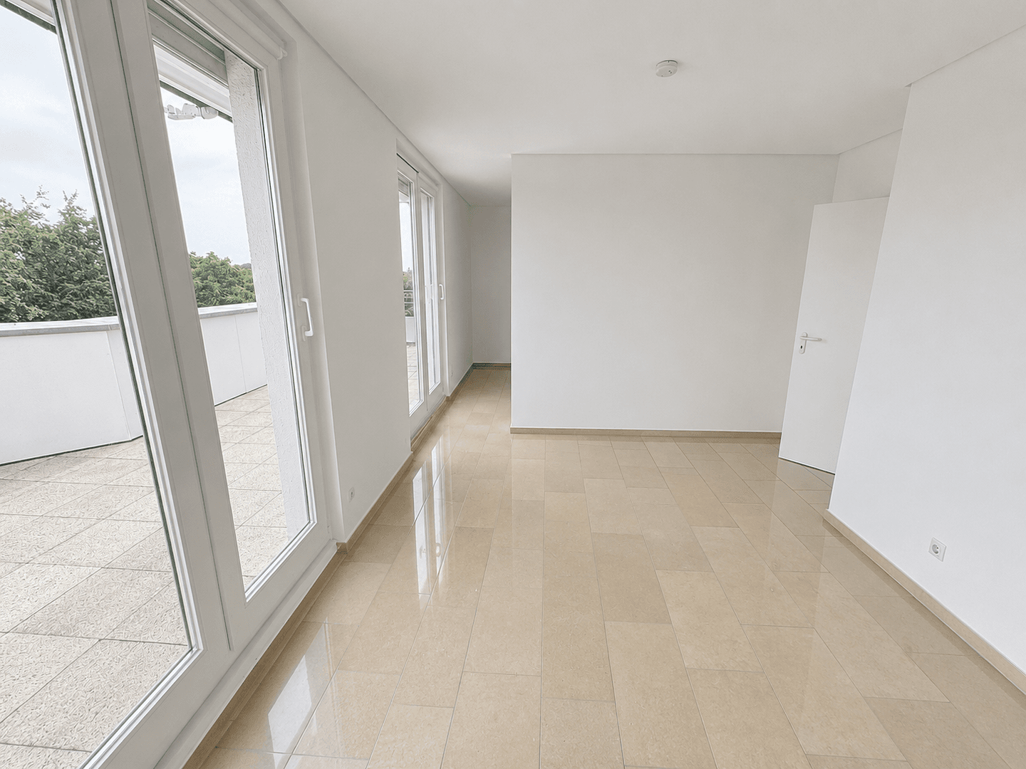 Predaj bytu 3-izbový 160 m², Uerdingerstrasse 421, Krefeld, Severné Porýnie - Westfálsko Predaj bytu 3-izbový 160 m², Uerdingerstrasse 421, Krefeld, Severné Porýnie - Westfálsko